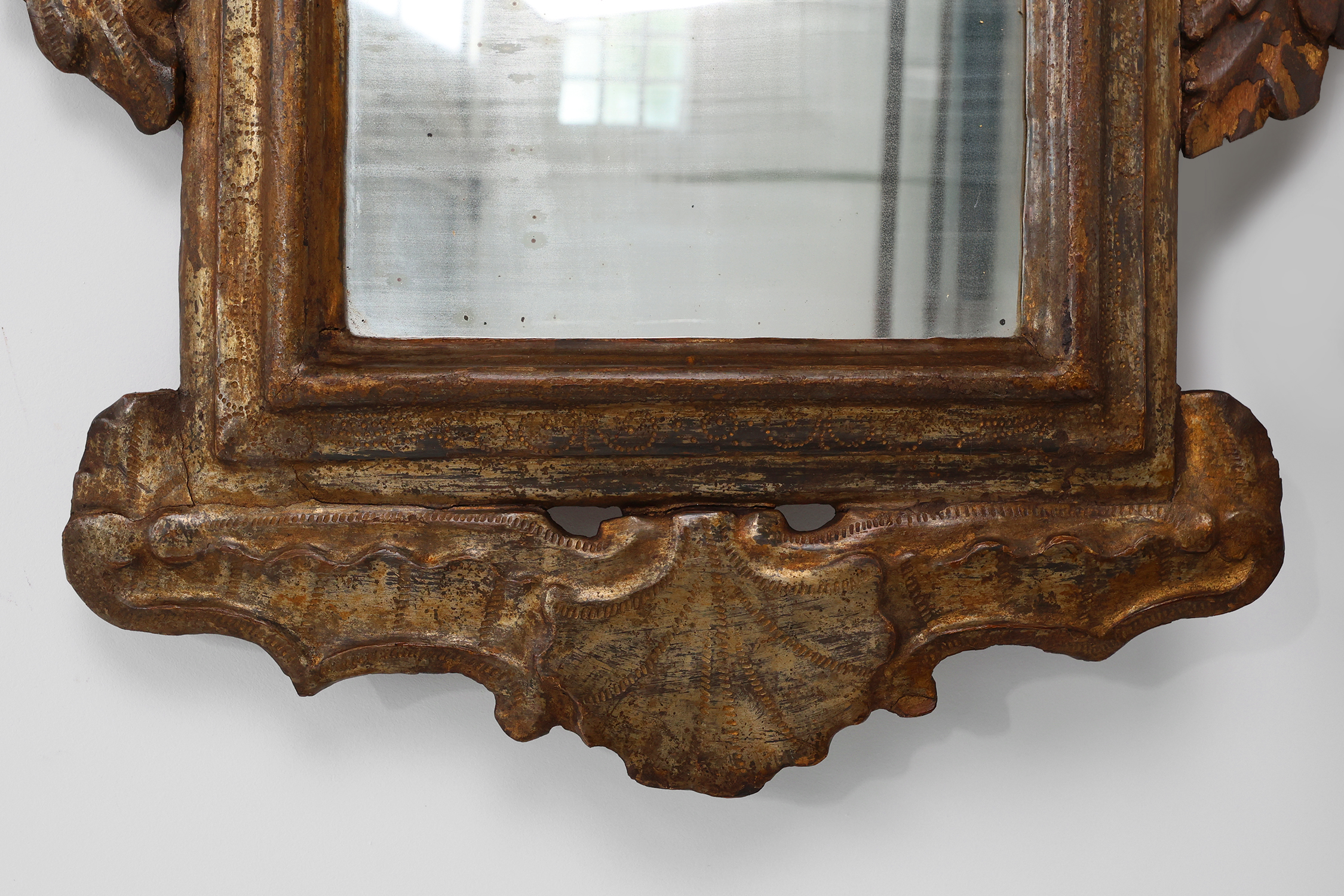 Italian Renaissance–Baroque Carved Wood Mirror, 17th Centurythumbnail